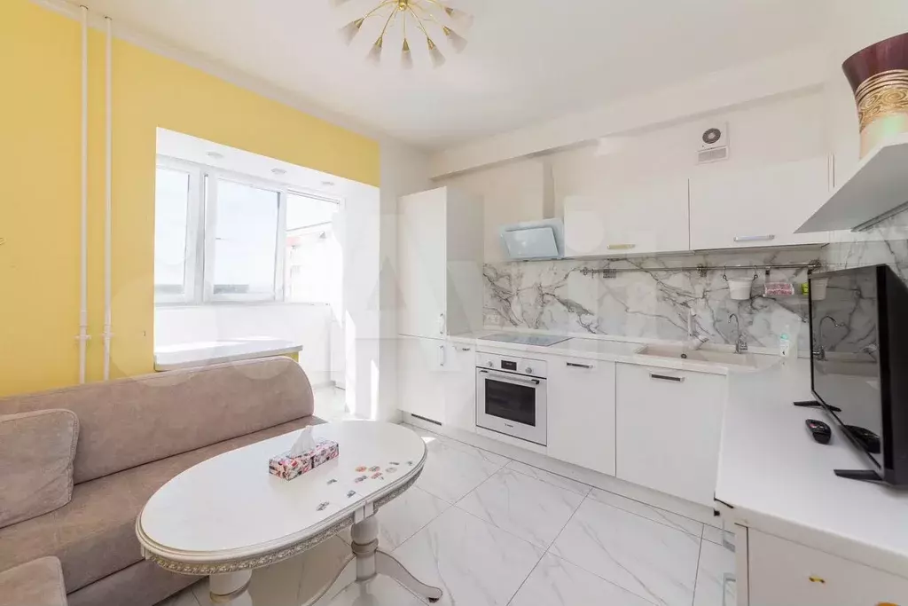 1-к. квартира, 45 м, 7/9 эт. - Фото 1