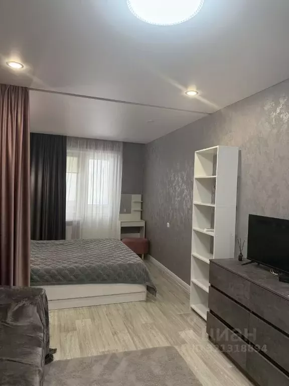 1-к кв. Татарстан, Елабуга 4/5 мкр, ул. Автомобилистов, 9 (42.0 м) - Фото 0