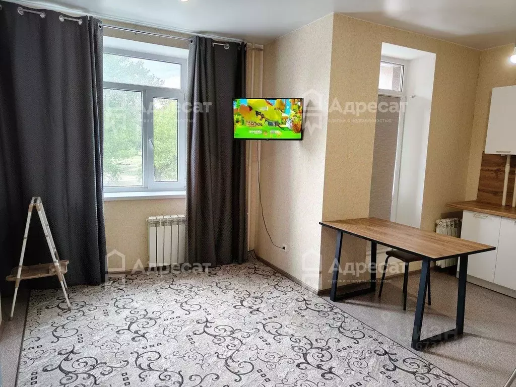2-к кв. Волгоградская область, Волгоград ул. Маршала Воронова, 24 ... - Фото 0
