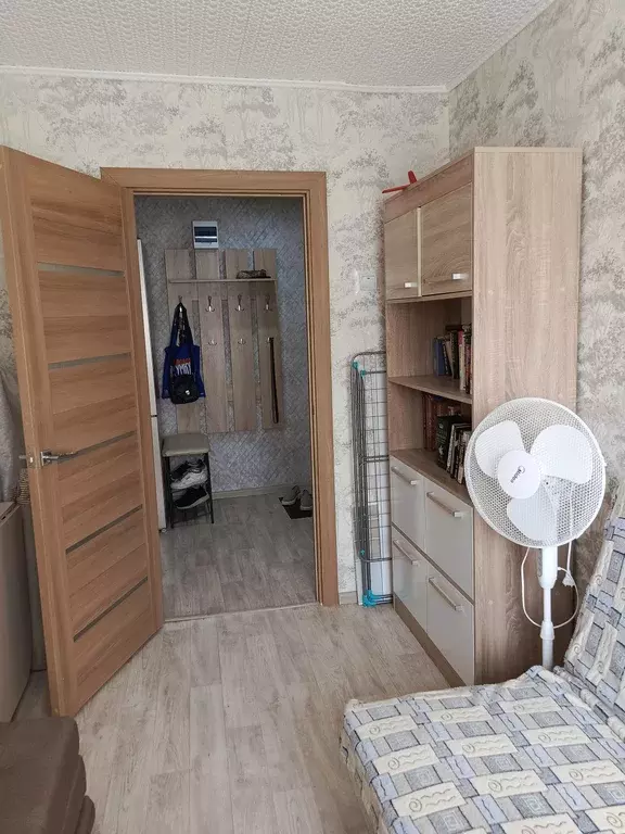 Продаётся 4-к квартира, 59 м - Фото 1