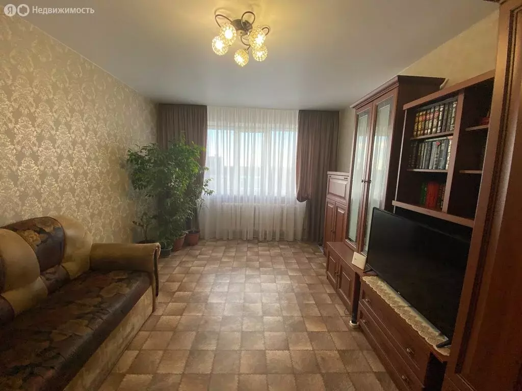 3-комнатная квартира: Ульяновск, проспект Генерала Тюленева, 1 (62.9 ... - Фото 2