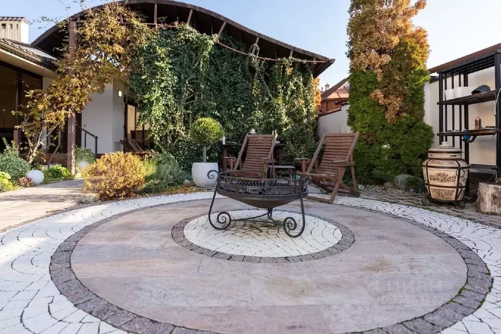 Дом в Краснодарский край, Краснодар проезд 1-й Достоевского, 7 (230 м) - Фото 2