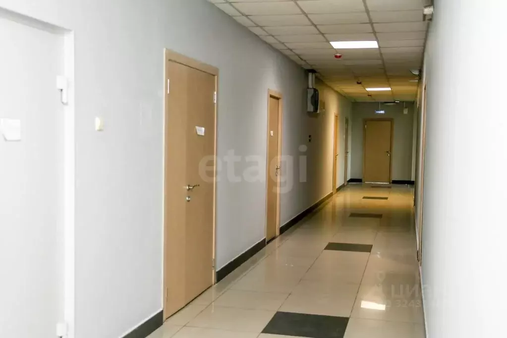 Помещение свободного назначения в Забайкальский край, Чита ул. ... - Фото 1