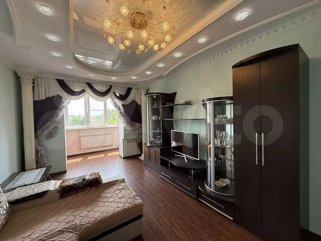 1-к. квартира, 50 м, 5/6 эт. - Фото 1