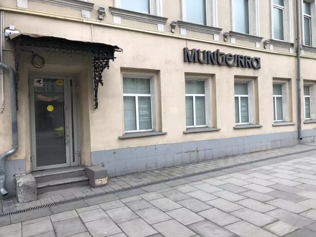 Помещение свободного назначения в Москва Садовая-Черногрязская ул., ... - Фото 0