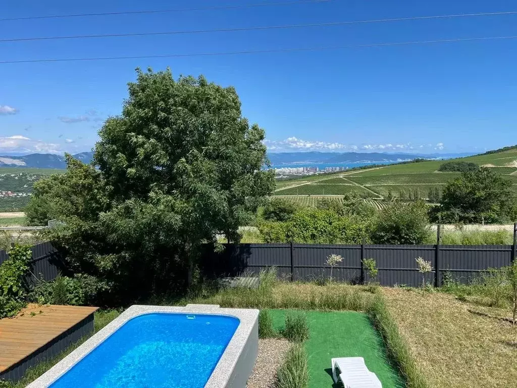 Дом в Краснодарский край, Новороссийск городской округ, с. Федотовка ... - Фото 1