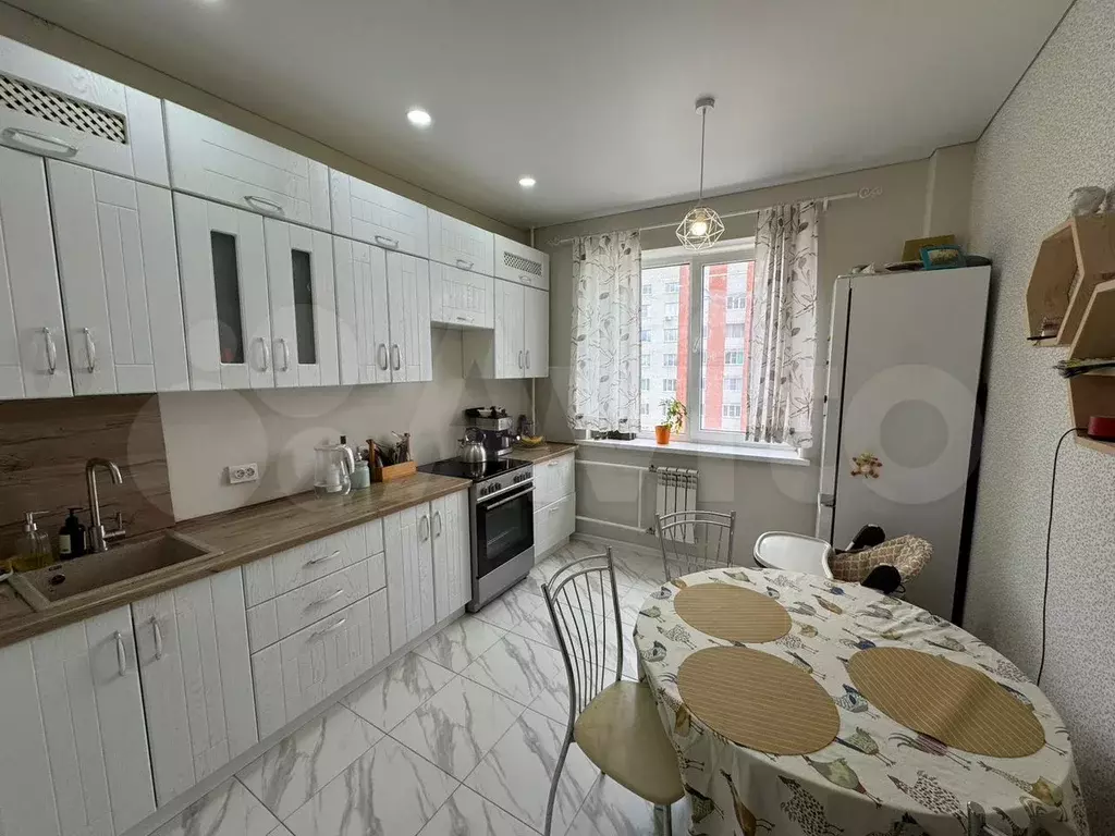 2-к. квартира, 60 м, 8/12 эт. - Фото 0