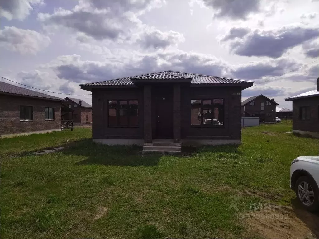 Коттедж в Башкортостан, Кармаскалинский район, Кабаковский сельсовет, ... - Фото 1