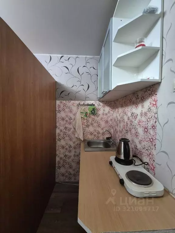 Комната Татарстан, Зеленодольск ул. Комарова, 2А (12.0 м) - Фото 1