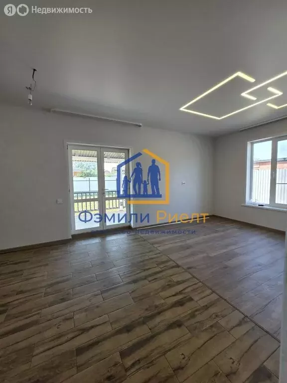 Дом в Калужская область, Боровский муниципальный округ, Балабаново ... - Фото 1