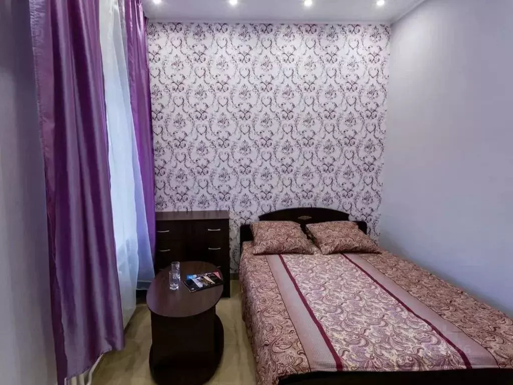 Комната Челябинская область, Челябинск Гражданская ул., 9 - Фото 0
