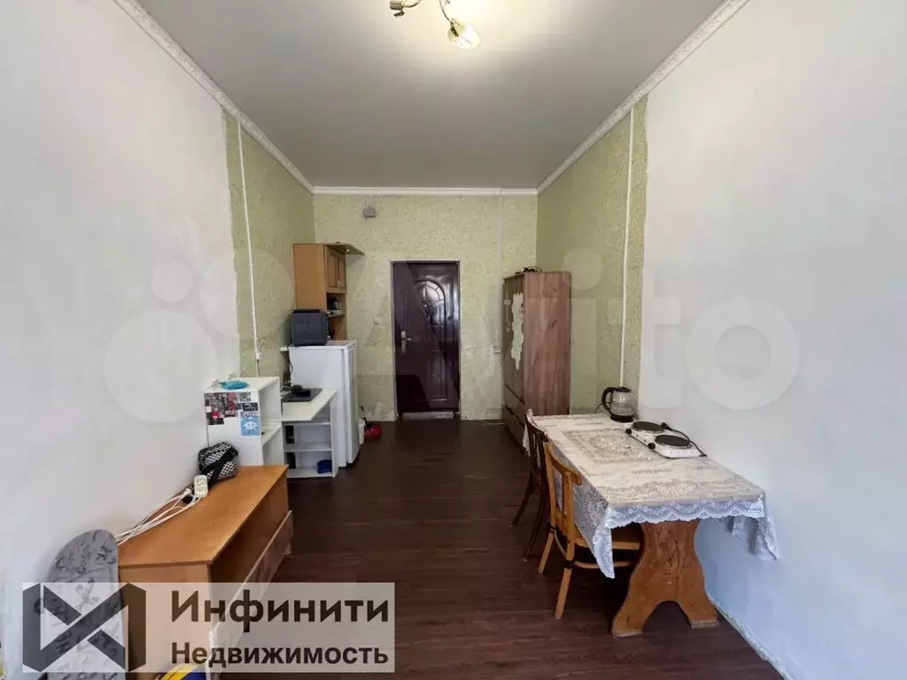 Комната 18 м в 1-к., 4/4 эт. - Фото 0