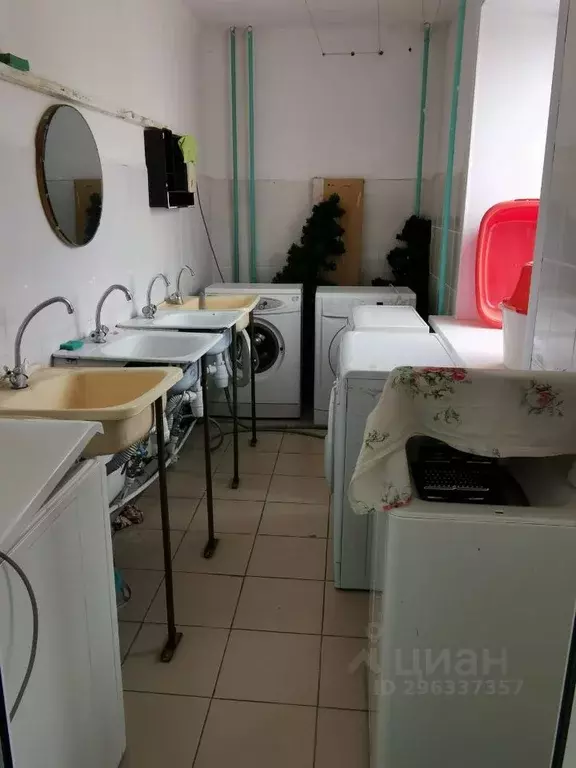 Комната Новосибирская область, Новосибирск ул. Ползунова, 31 - Фото 1