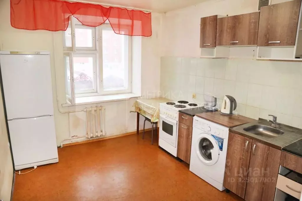 1-к кв. Тюменская область, Тюмень Олимпийская ул., 21 (32.8 м) - Фото 1