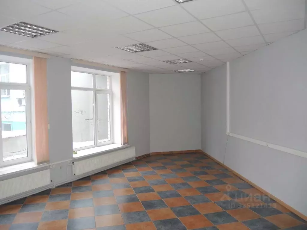 Офис в Курская область, Курск ул. Дзержинского, 9А (35 м) - Фото 2