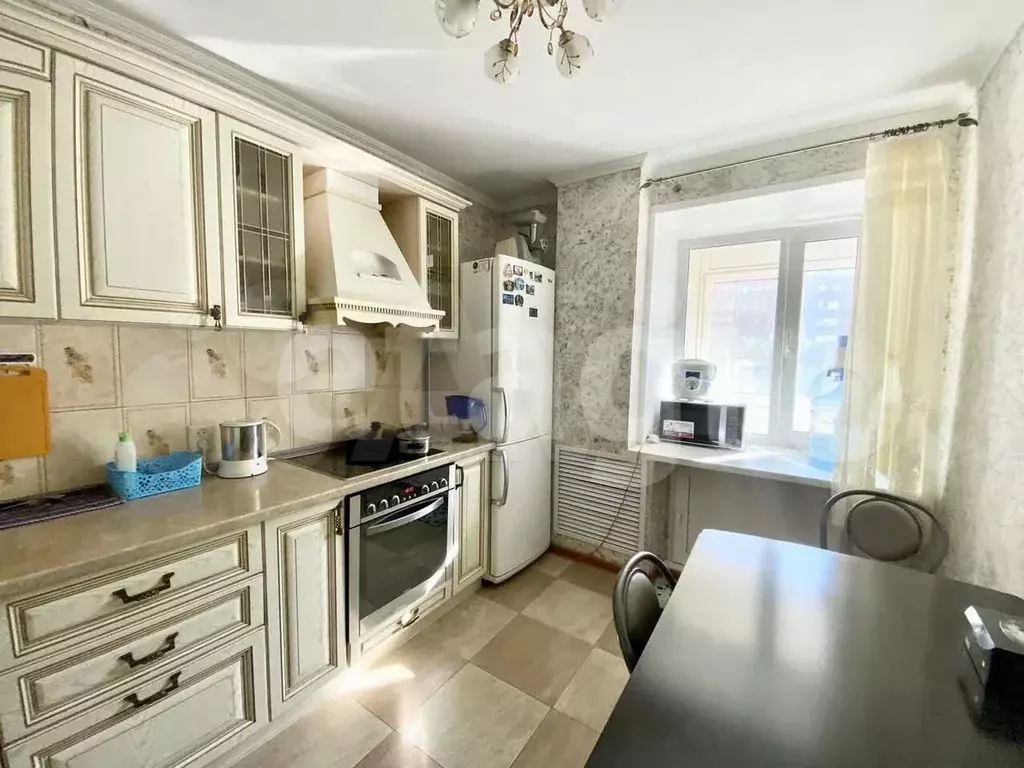 2-к. квартира, 47 м, 2/9 эт. - Фото 0