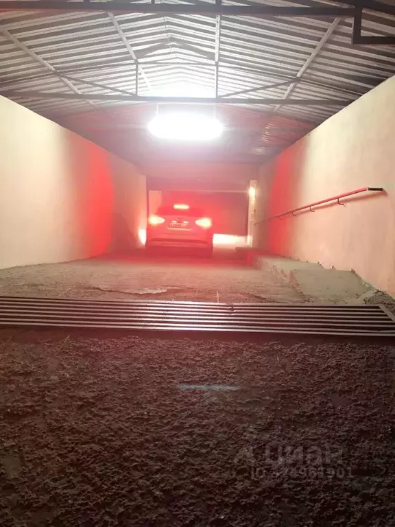 Гараж в Иркутская область, Иркутск ул. Трилиссера, 8/6 (18 м) - Фото 1