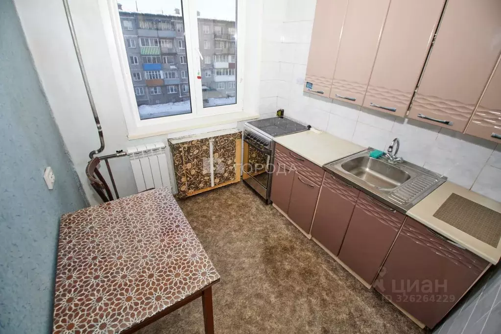 3-к кв. Кемеровская область, Новокузнецк Ярославская ул., 20 (60.7 м) - Фото 1