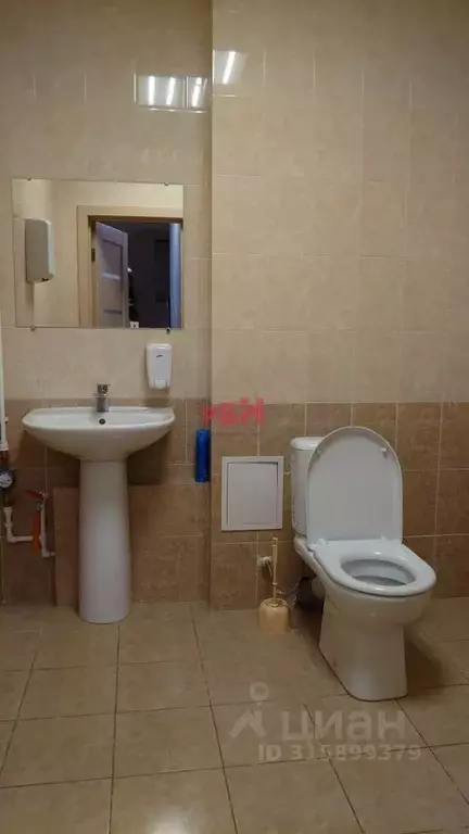 Офис в Воронежская область, Воронеж Плехановская ул., 53 (38 м) - Фото 1