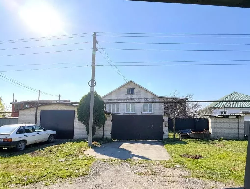 Дом в Краснодарский край, Темрюк Лиманная ул. (182 м) - Фото 1