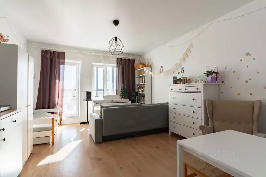 Студия Ленинградская область, Колтуши Всеволожский район, ул. Иоанна ... - Фото 1