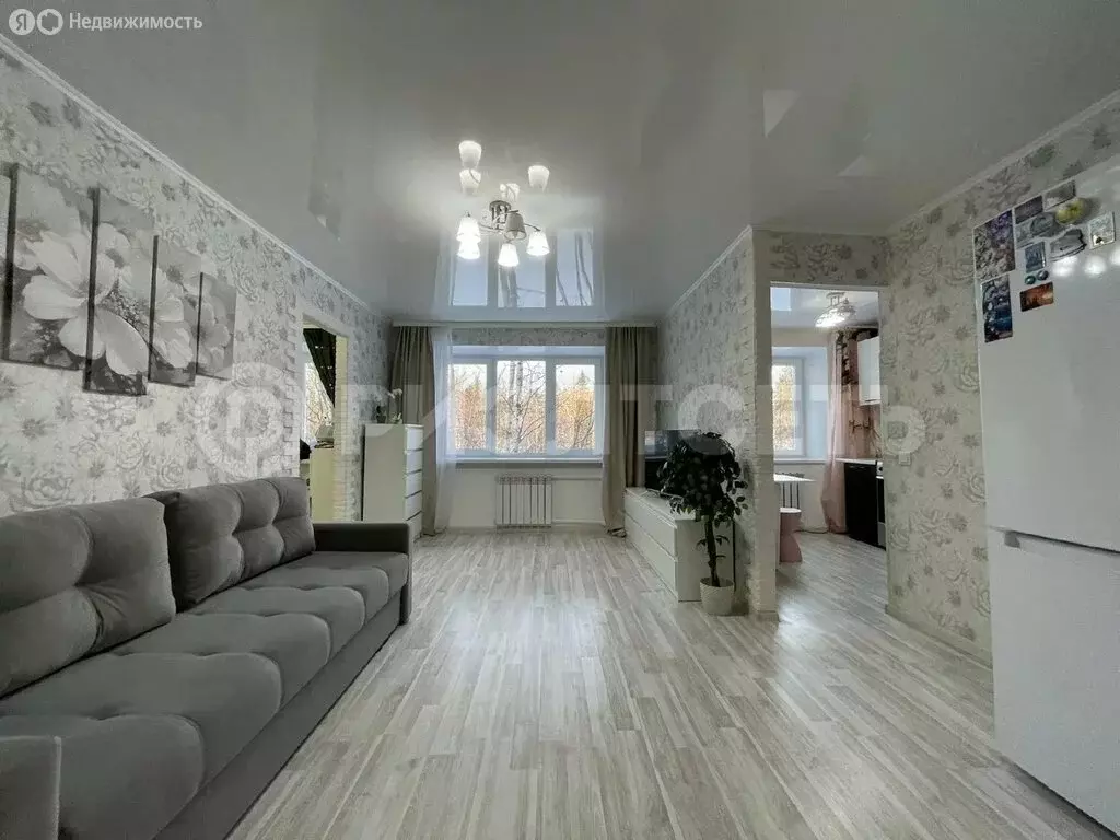 2-комнатная квартира: Мончегорск, Ленинградская набережная, 8 (45 м) - Фото 2