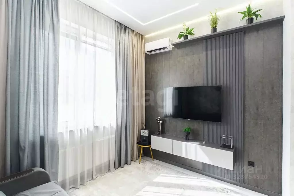 Студия Тюменская область, Тюмень ул. Вице-адмирала Воронцова, 5 (27.7 ... - Фото 1