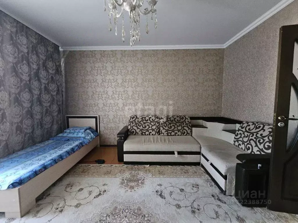 2-к кв. Ямало-Ненецкий АО, Новый Уренгой ул. Пушкинская, 1 (57.7 м) - Фото 1