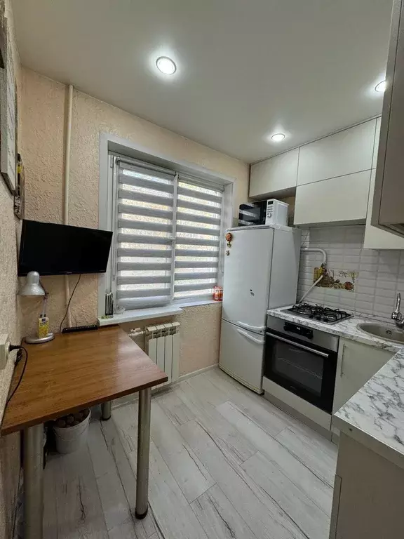 Продаётся 2-к квартира, 42 м - Фото 0