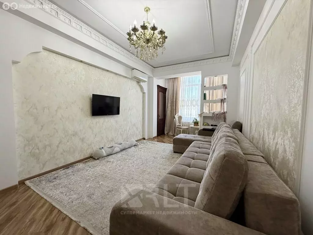 3-комнатная квартира: Махачкала, улица Митарова, 10 (70 м) - Фото 1