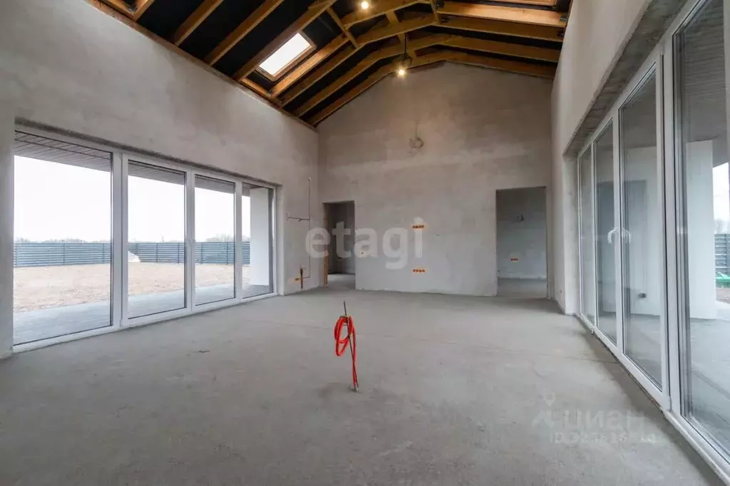 Дом в Калининградская область, Гурьевский муниципальный округ, пос. ... - Фото 1