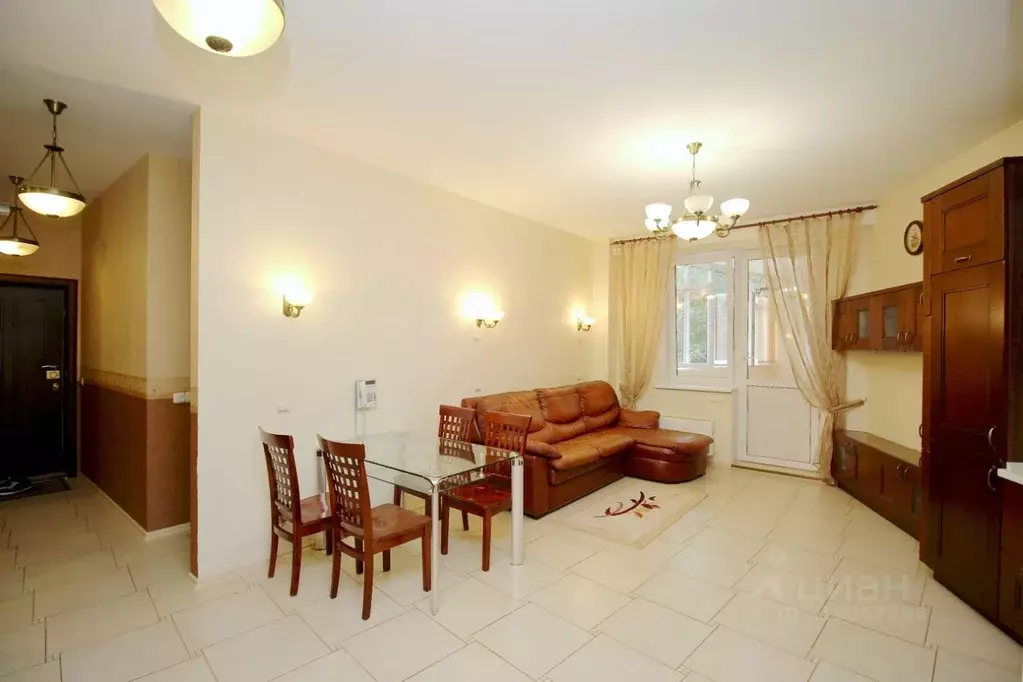 3-к кв. Москва Юровская ул., 95К3 (90.0 м) - Фото 1