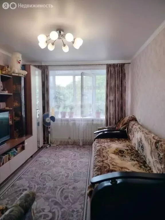 2-комнатная квартира: Губкин, улица Фрунзе, 2 (44 м) - Фото 1