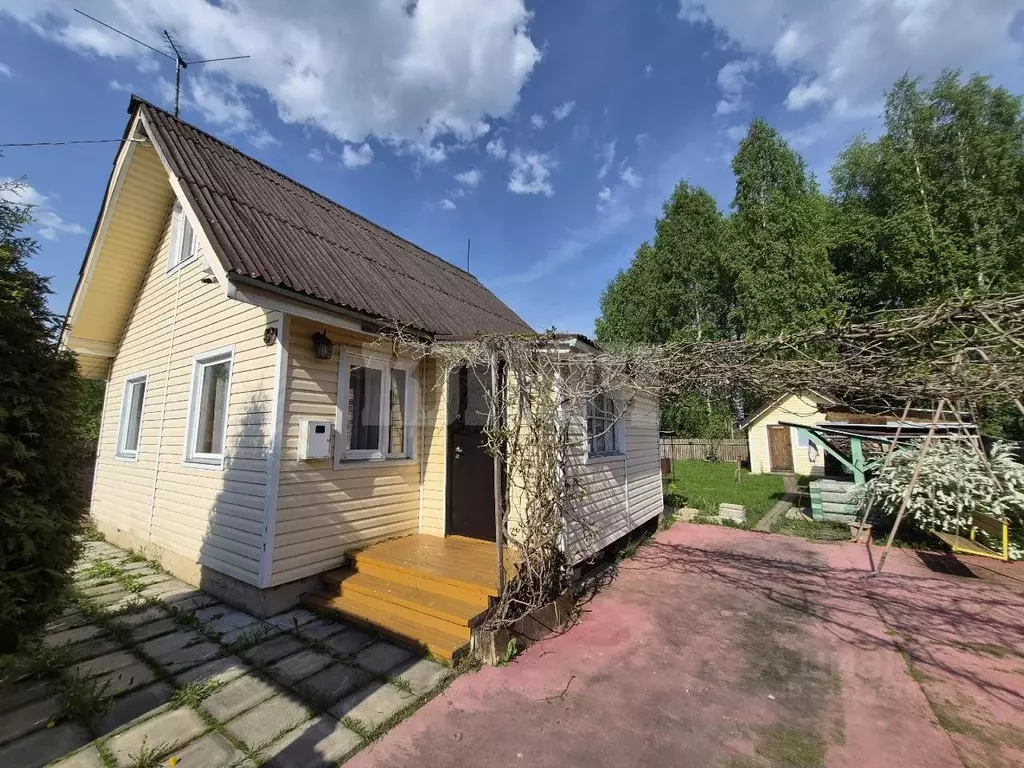 Дом в Вологодская область, Сокольский муниципальный округ, д. ... - Фото 1