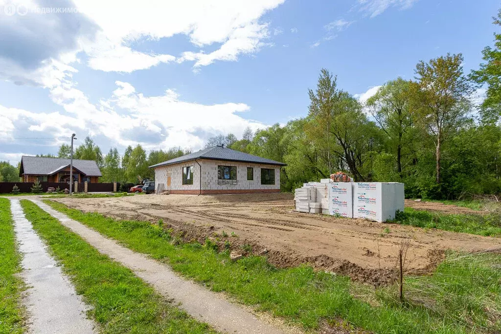 Дом в деревня Бараки, Светлая улица, 25 (120 м) - Фото 1