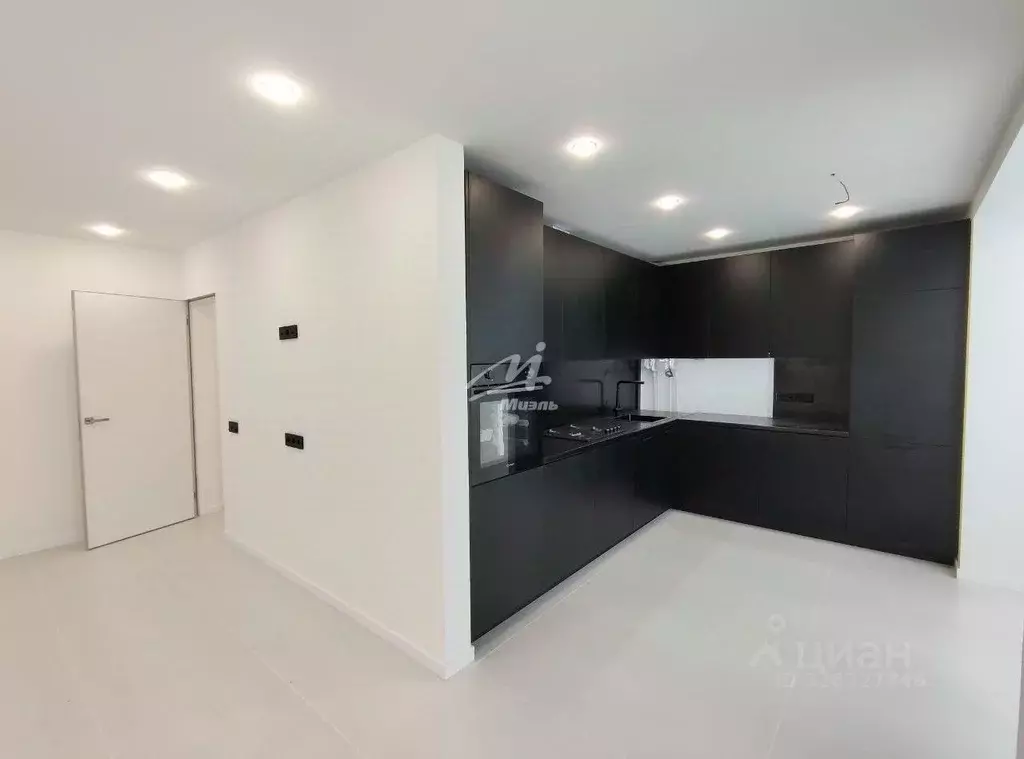 3-к кв. Севастополь ул. Хрусталева, 137 (69.2 м) - Фото 1