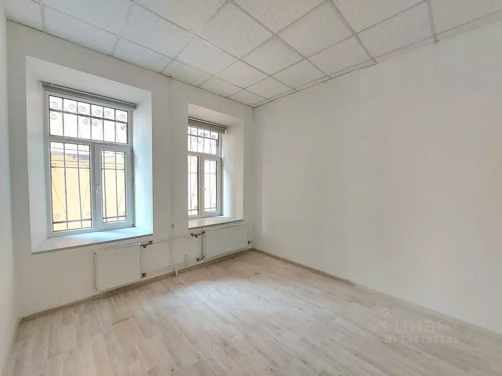 Помещение свободного назначения в Санкт-Петербург просп. Добролюбова, ... - Фото 1