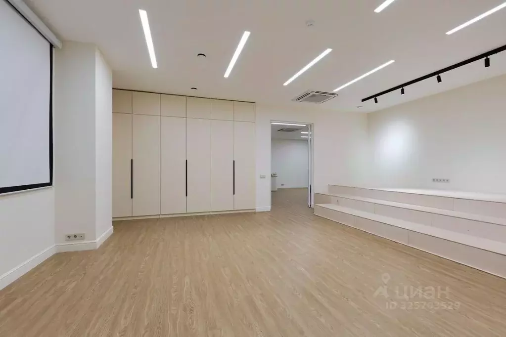 Торговая площадь в Москва 3-я Хорошевская ул., 27к3 (215 м) - Фото 2