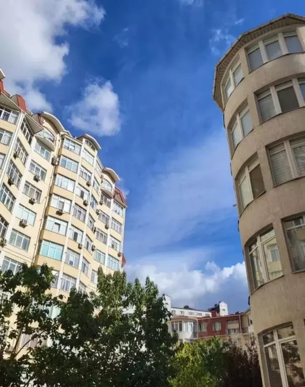 2-к кв. Крым, Симферополь ул. Ростовская, 19А (80.0 м) - Фото 1