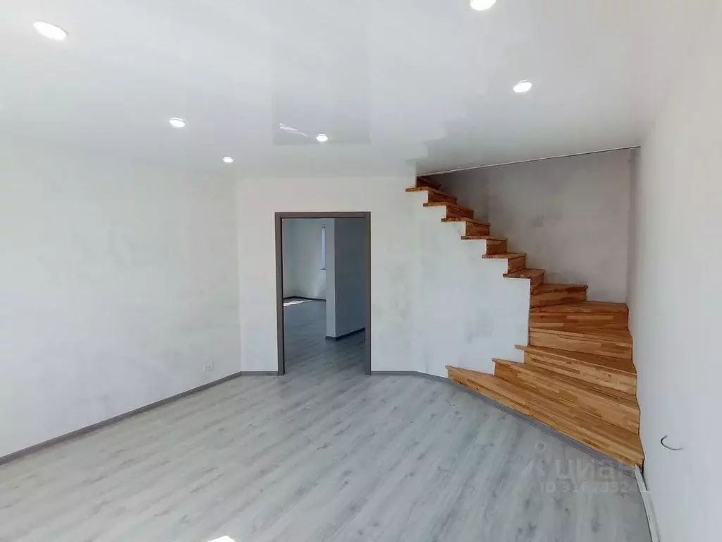 Дом в Иркутская область, Иркутский муниципальный округ, Маркова рп ... - Фото 1