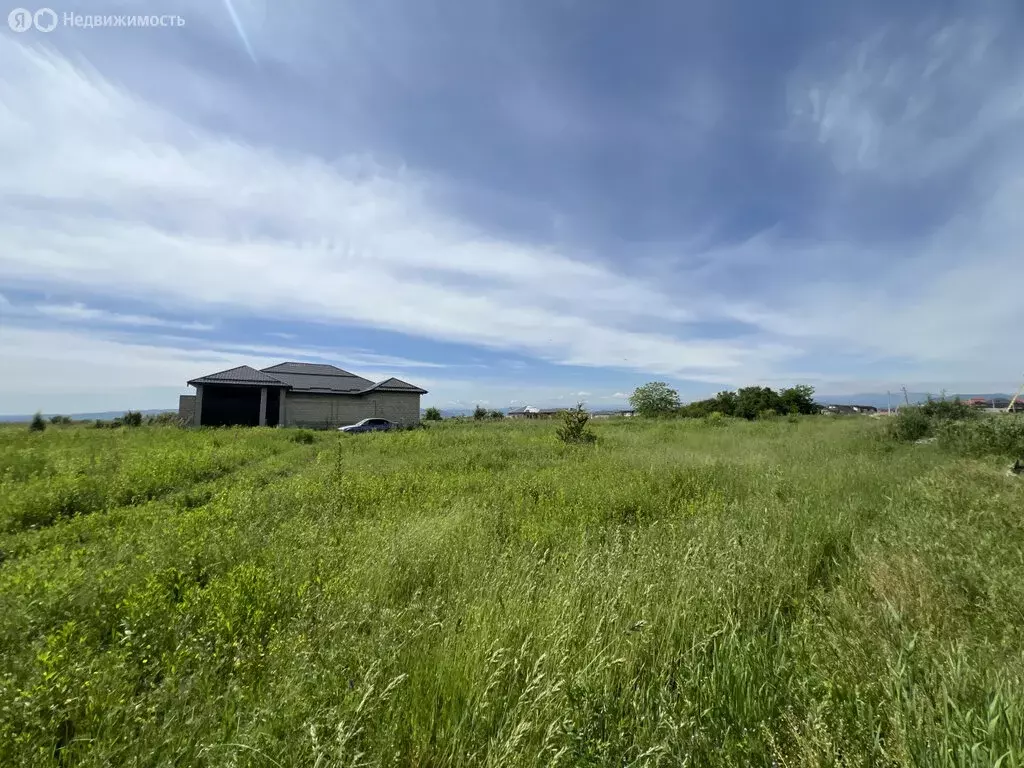 Участок в Чегем, Кабардинская улица (120 м) - Фото 1