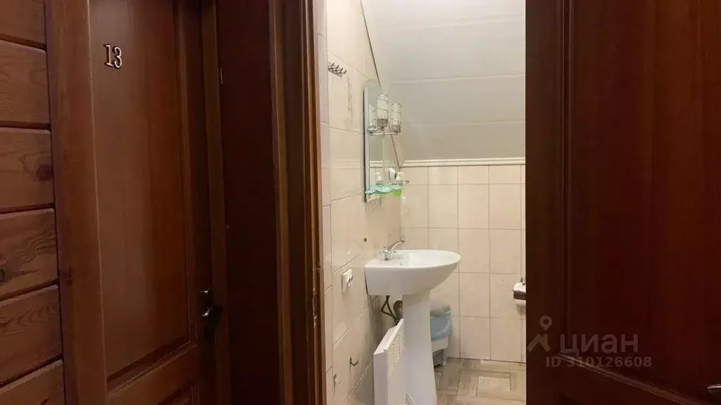 Комната Алтай, Майминский район, с. Манжерок Береговая ул., 4 (13.0 м) - Фото 1
