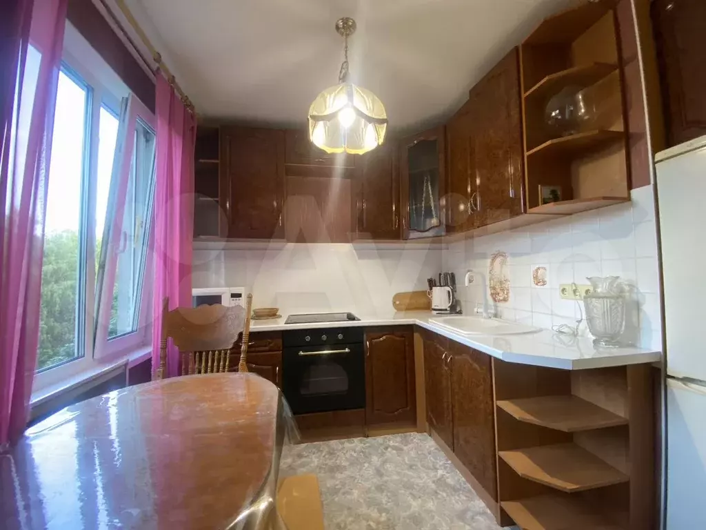 3-к. квартира, 52 м, 4/9 эт. - Фото 1