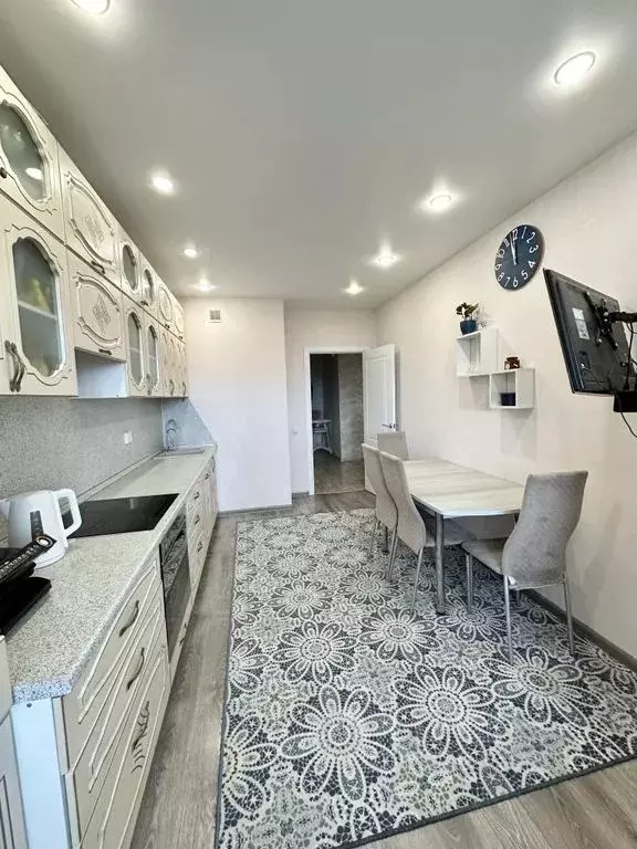 2-к кв. Ярославская область, Ярославль ул. Кудрявцева, 9 (80.0 м) - Фото 1