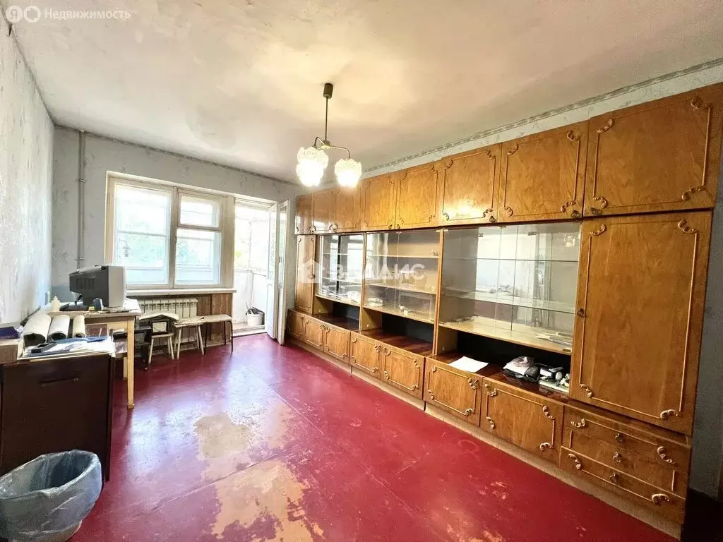 3-комнатная квартира: Белгород, улица Чехова, 24 (56 м) - Фото 1
