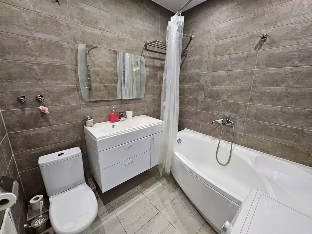 Студия Кировская область, Киров ул. Калинина, 40 (37.0 м) - Фото 0