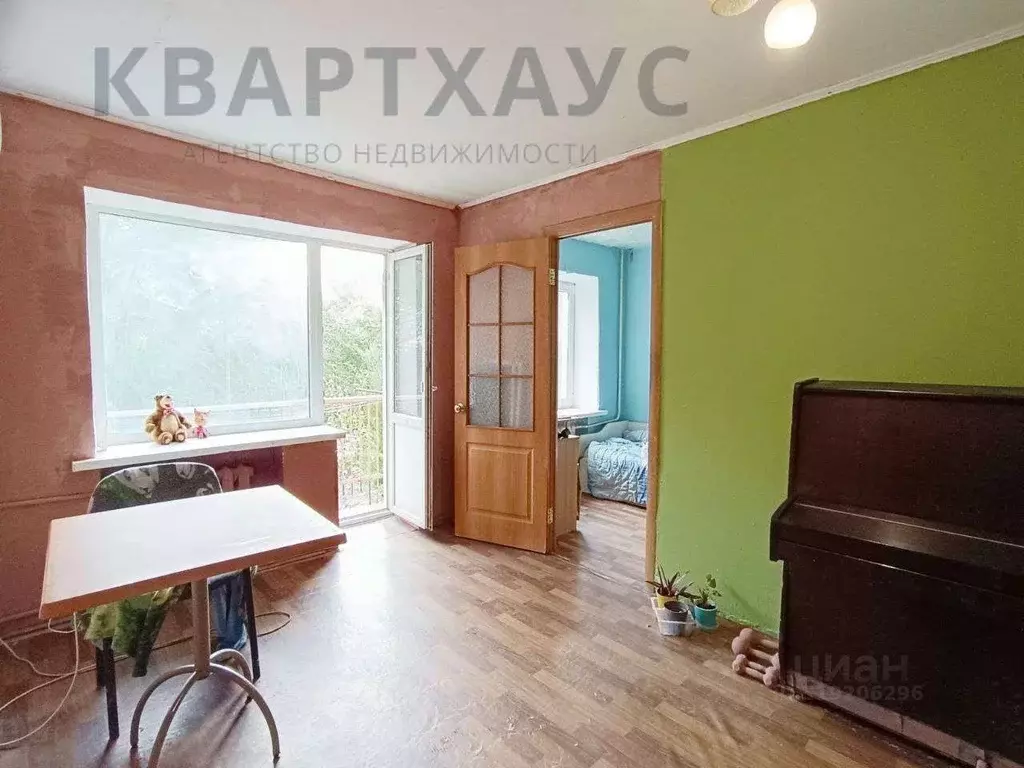 2-к кв. Волгоградская область, Волгоград Нежинская ул., 1А (40.4 м) - Фото 0