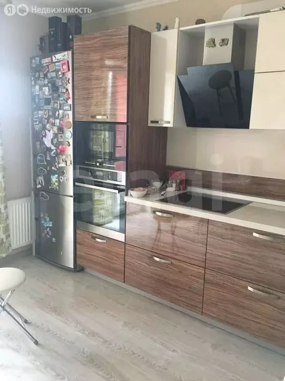 2-комнатная квартира: Тюмень, улица Газовиков, 65 (56.2 м) - Фото 1