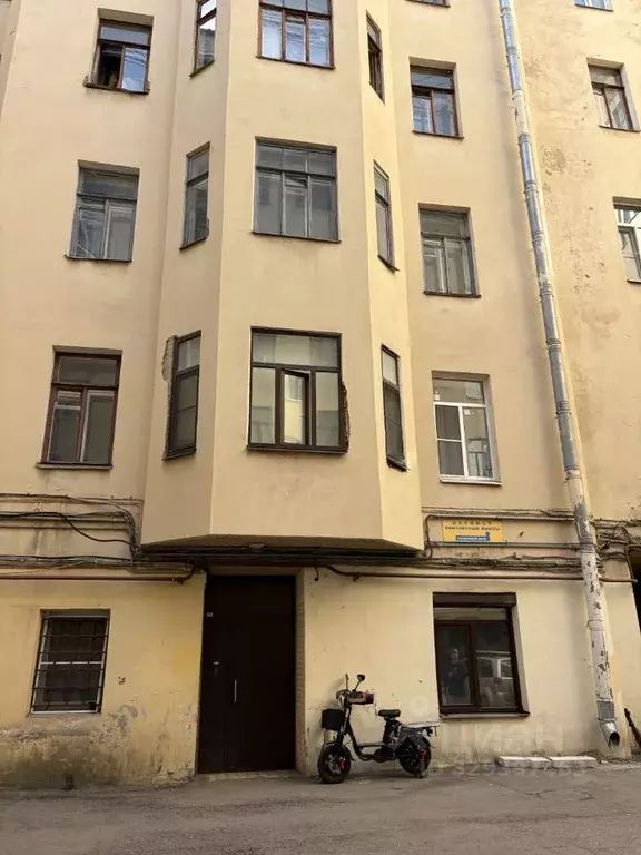 Комната Санкт-Петербург 11-я Васильевского острова линия, 14/39 (20.0 ... - Фото 1