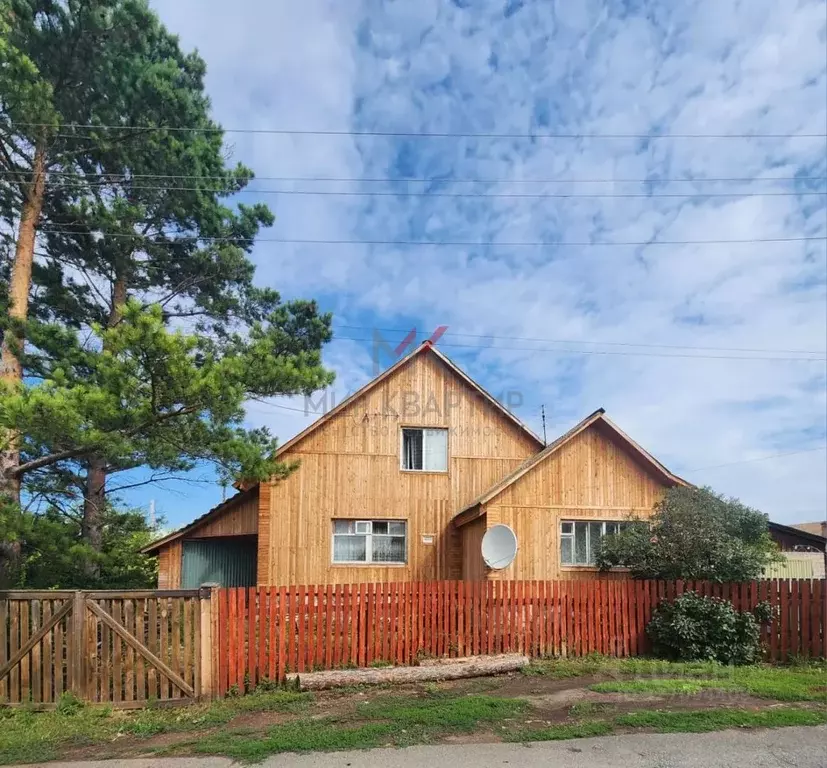 Дом в Хакасия, с. Таштып ул. Марии Цукановой, 10 (260 м) - Фото 1